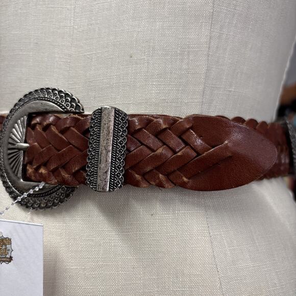 Vintage Canterbury Silver Heart Concho Woven Brown Leather Belt Sz M 34” main image 6
